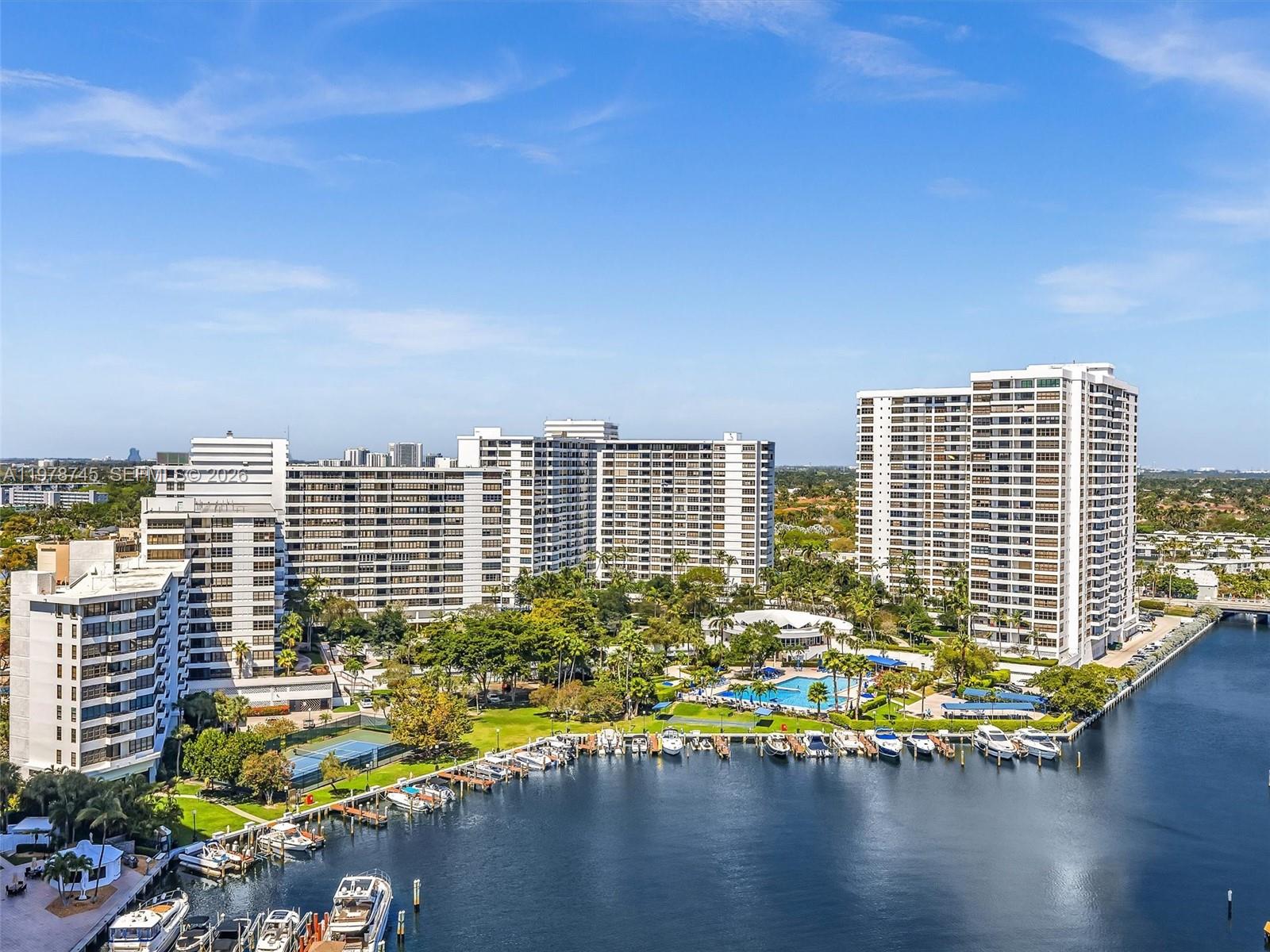 2500 Parkview Dr #1108 Hallandale Beach, FL 33009