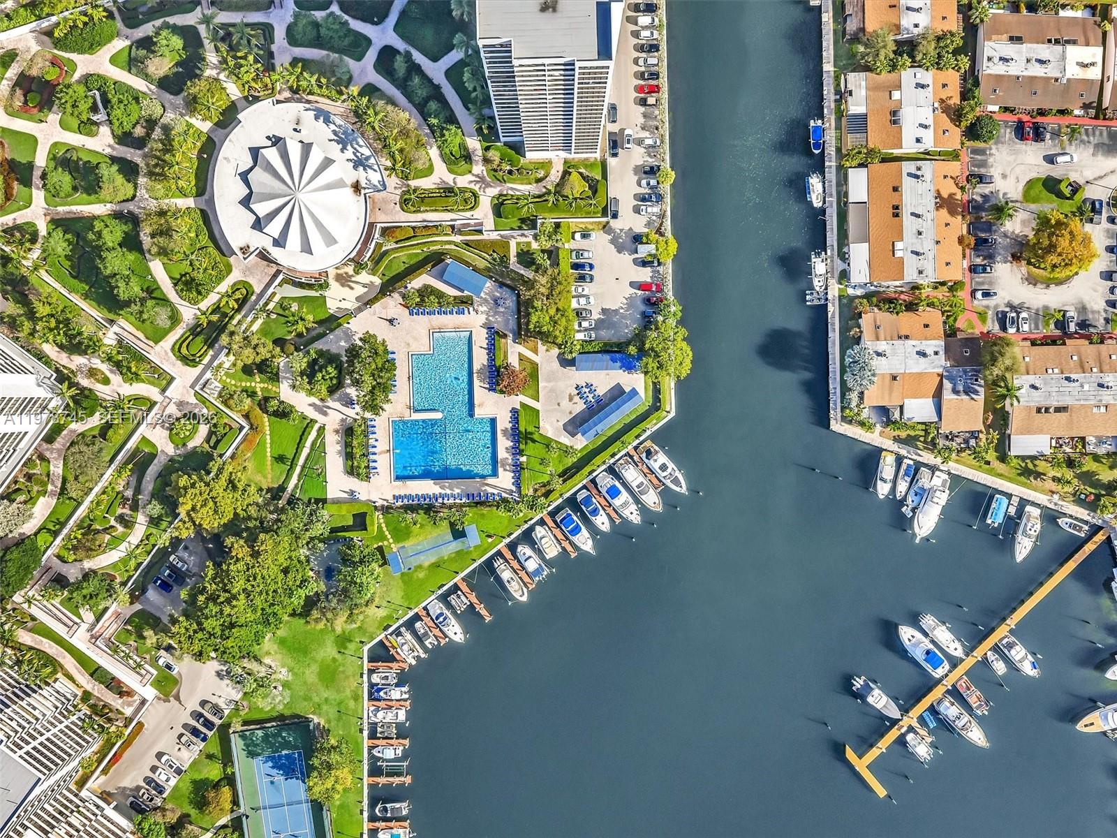 2500 Parkview Dr #1108 Hallandale Beach, FL 33009