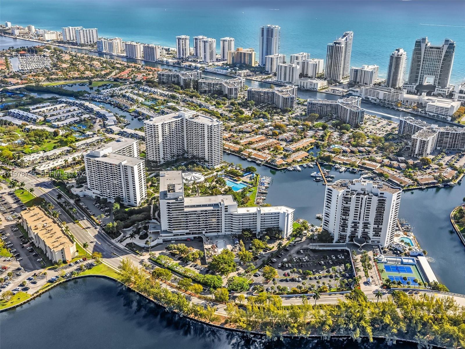 2500 Parkview Dr #1108 Hallandale Beach, FL 33009