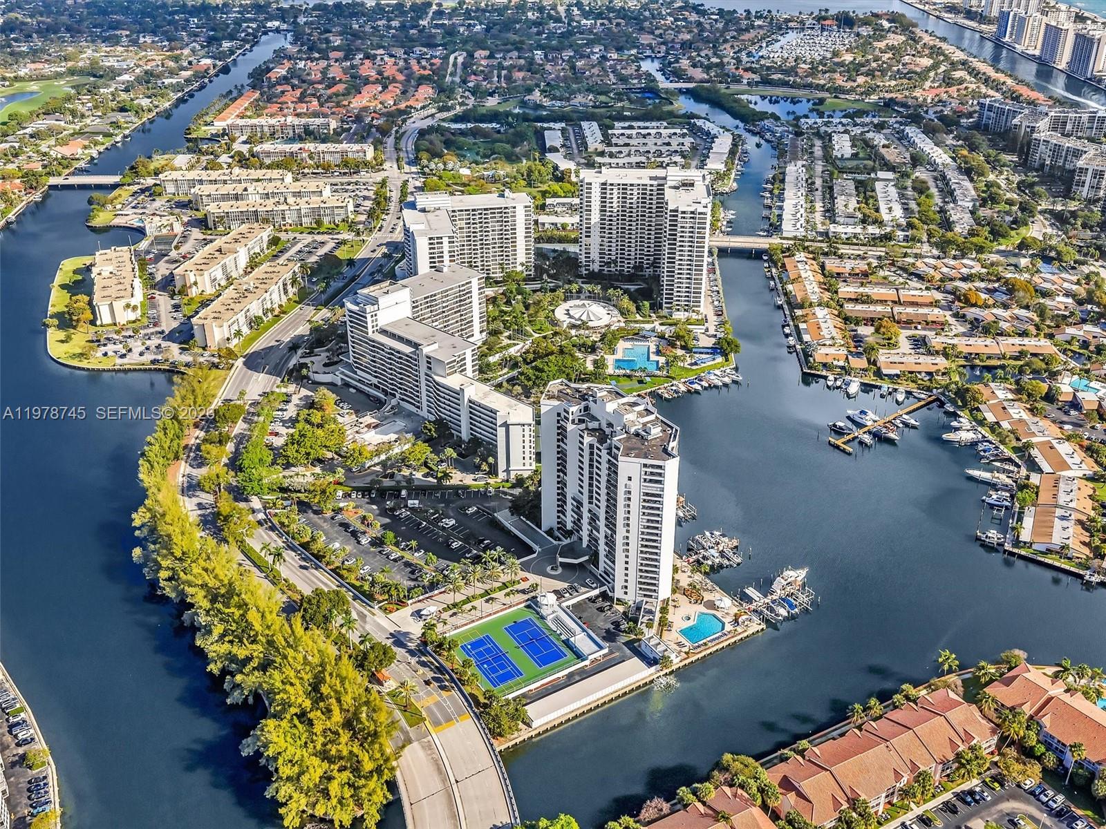 2500 Parkview Dr #1108 Hallandale Beach, FL 33009