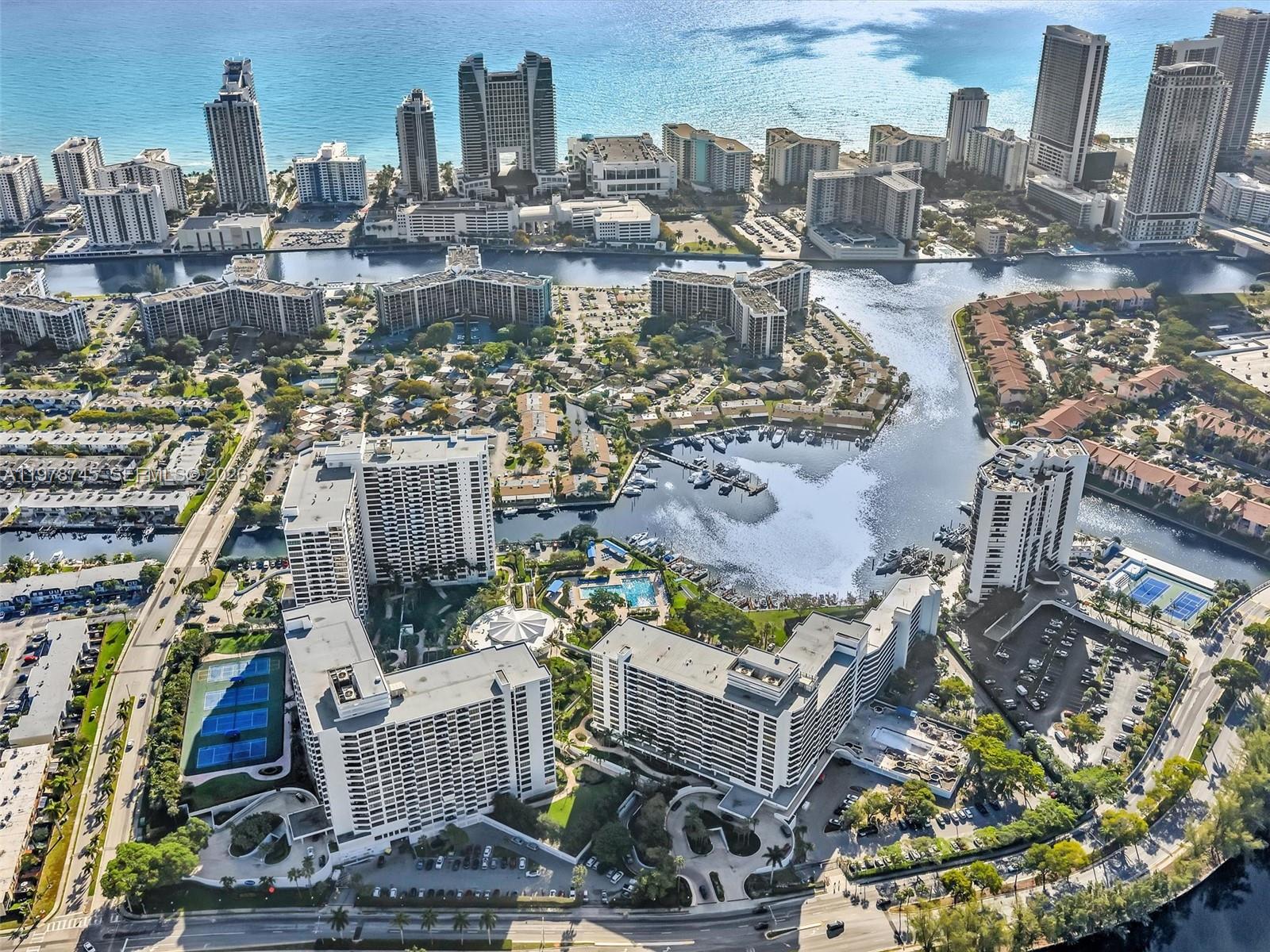 2500 Parkview Dr #1108 Hallandale Beach, FL 33009