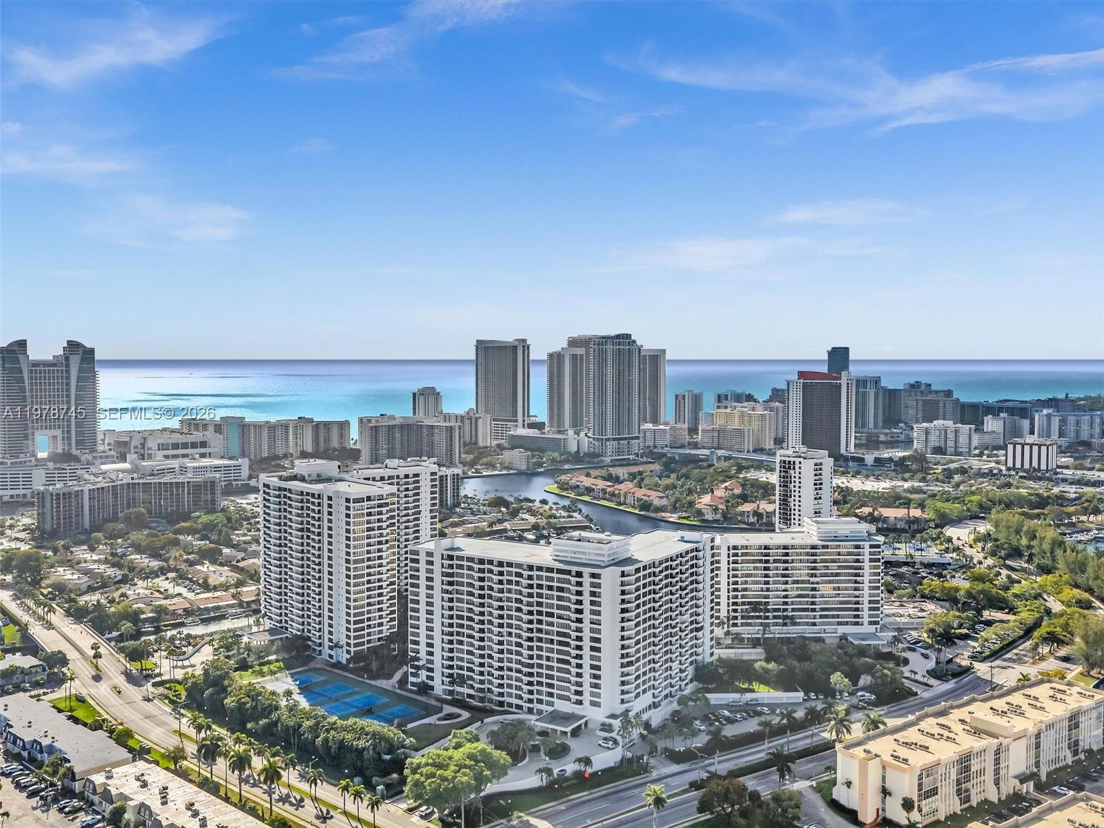 2500 Parkview Dr #1108 Hallandale Beach, FL 33009