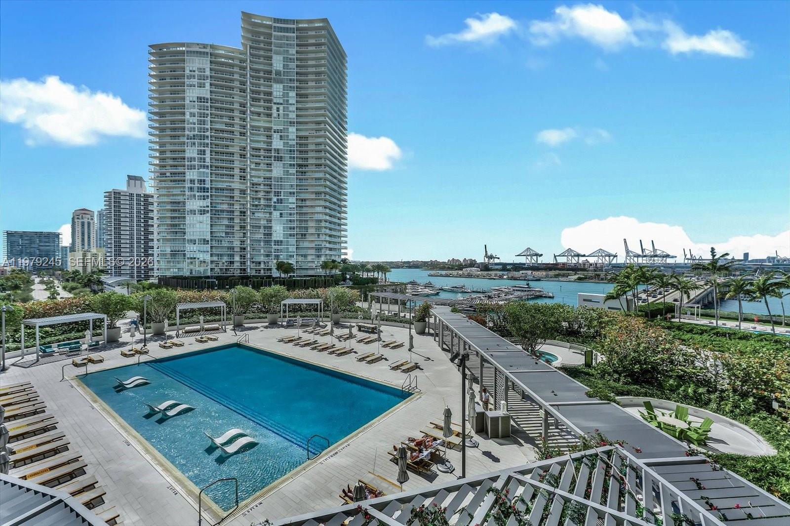 500 Alton Rd #903 Miami Beach, FL 33139