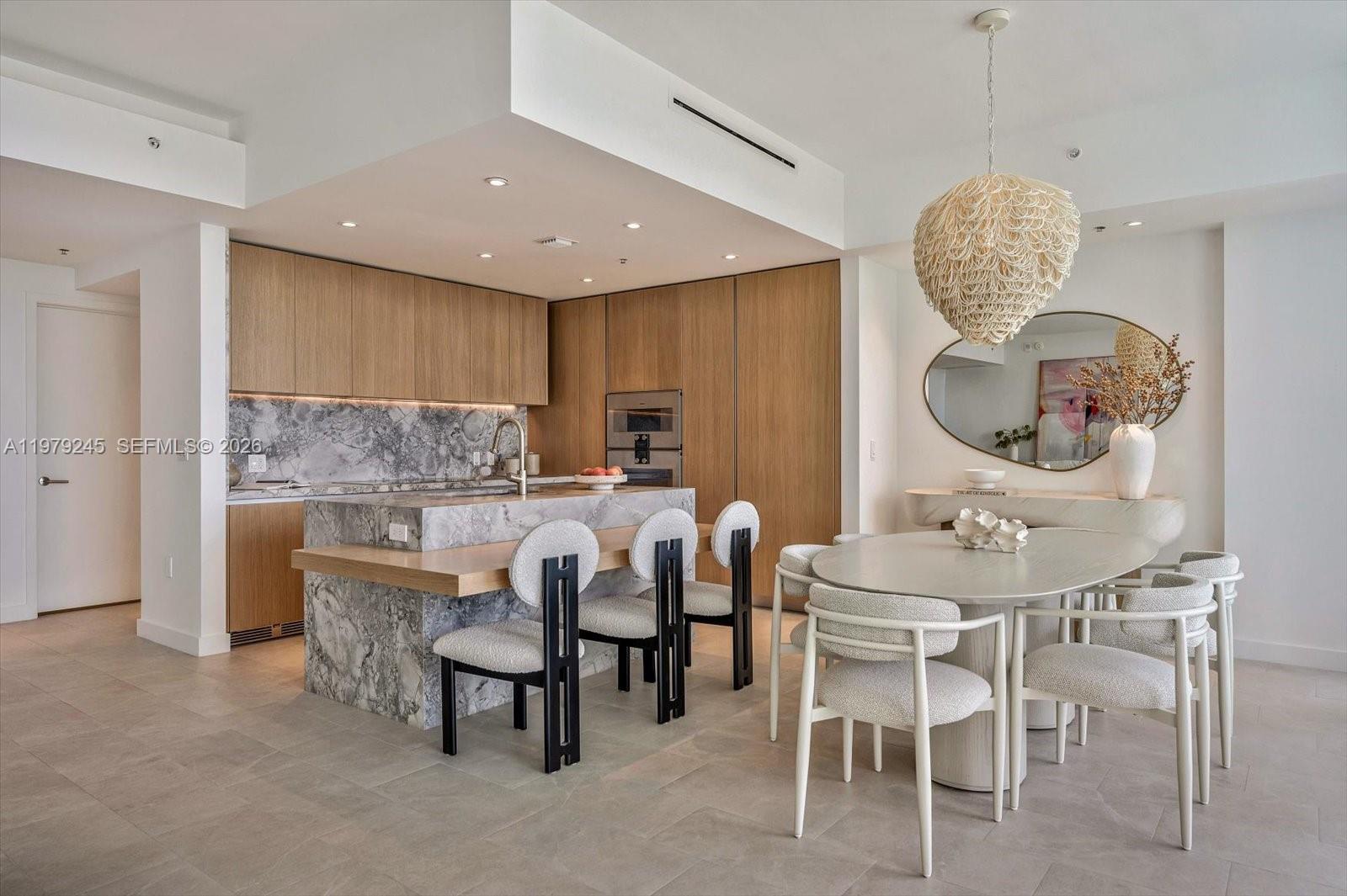 500 Alton Rd #903 Miami Beach, FL 33139