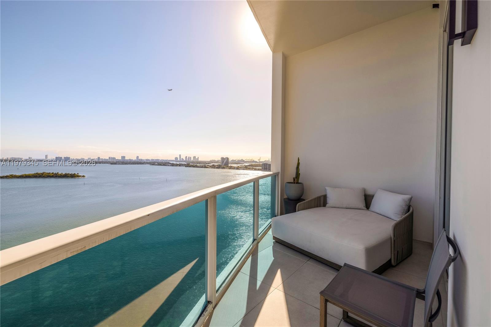 725 NE 22nd St #PH2F Miami, FL 33137