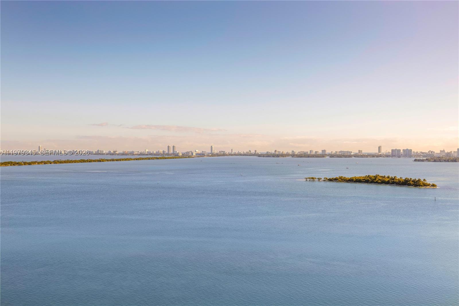 725 NE 22nd St #PH2F Miami, FL 33137