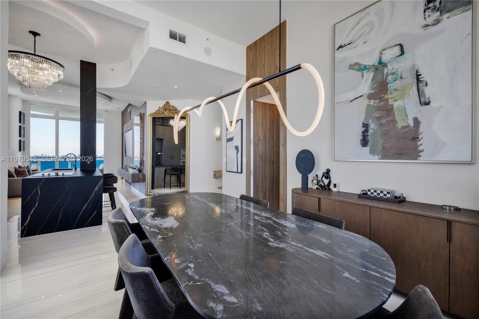 725 NE 22nd St #PH2F Miami, FL 33137