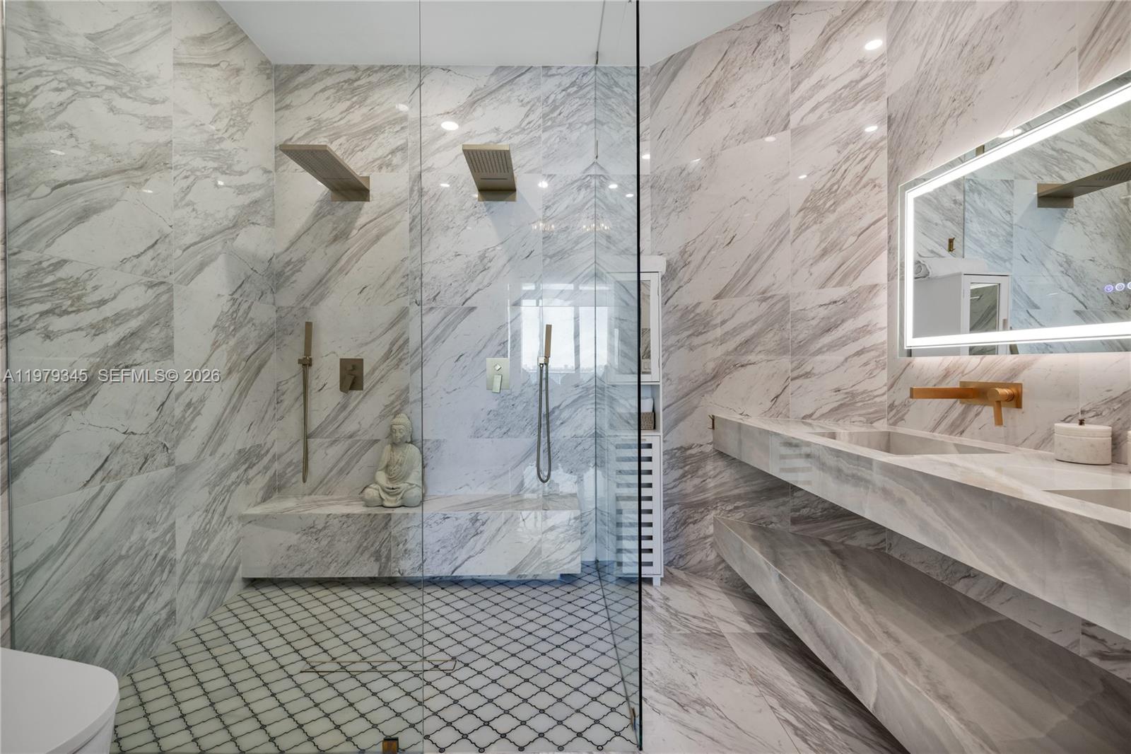 725 NE 22nd St #PH2F Miami, FL 33137