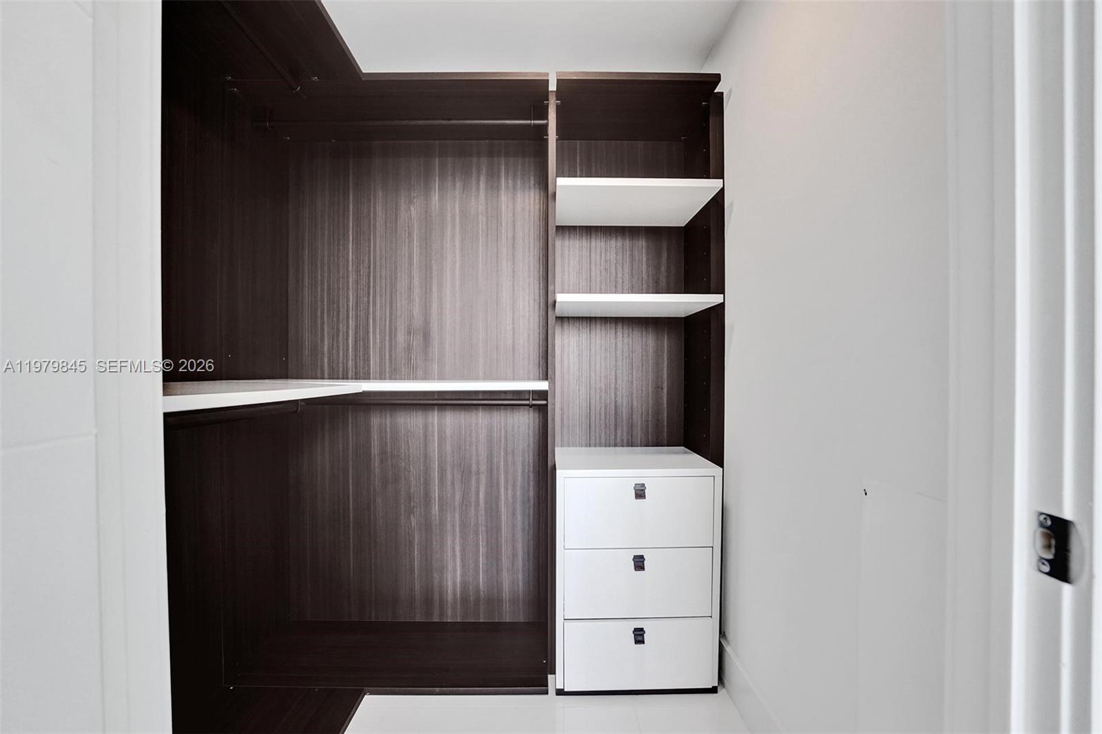 image Merrick Manor19