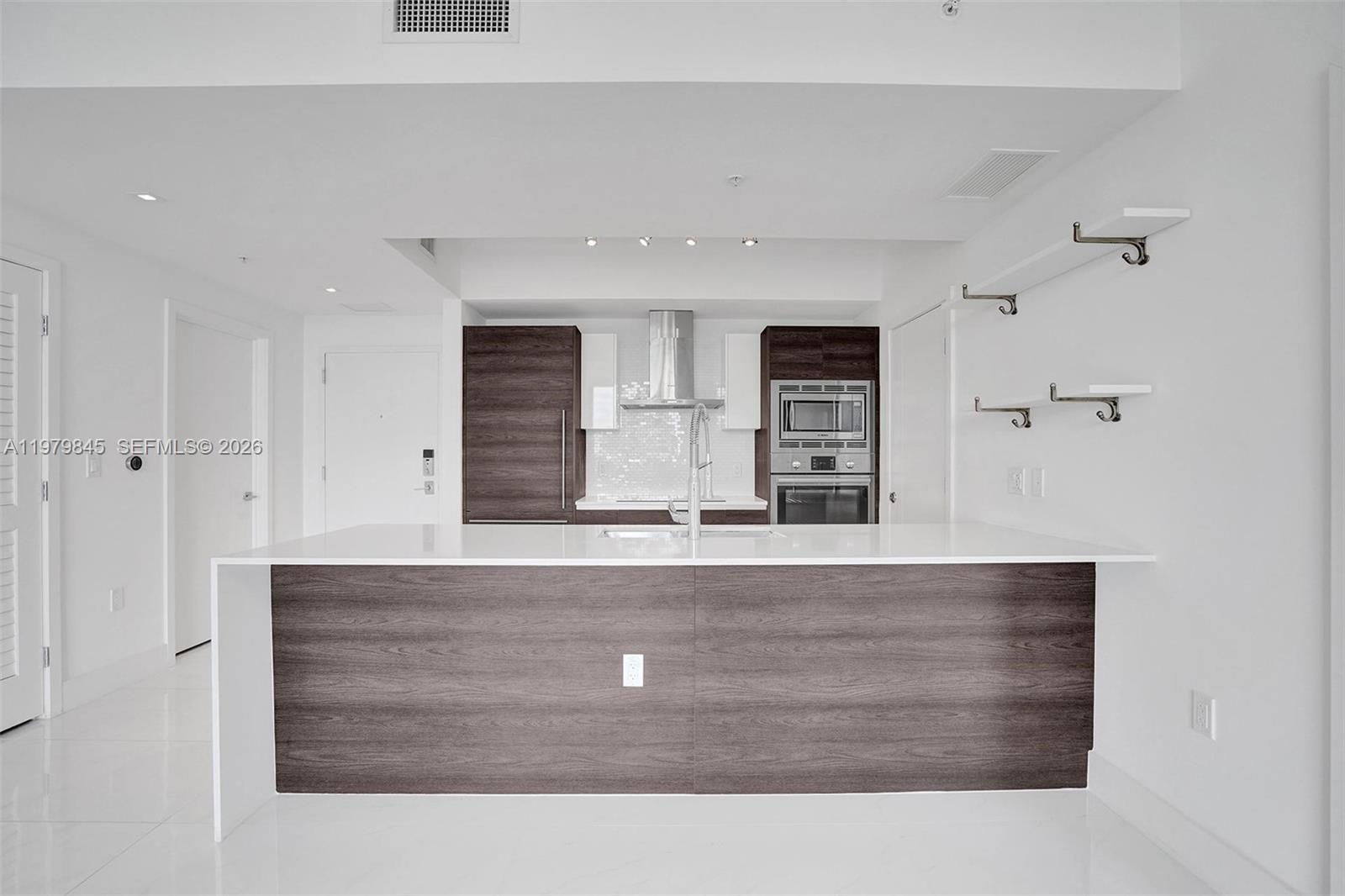 image Merrick Manor8