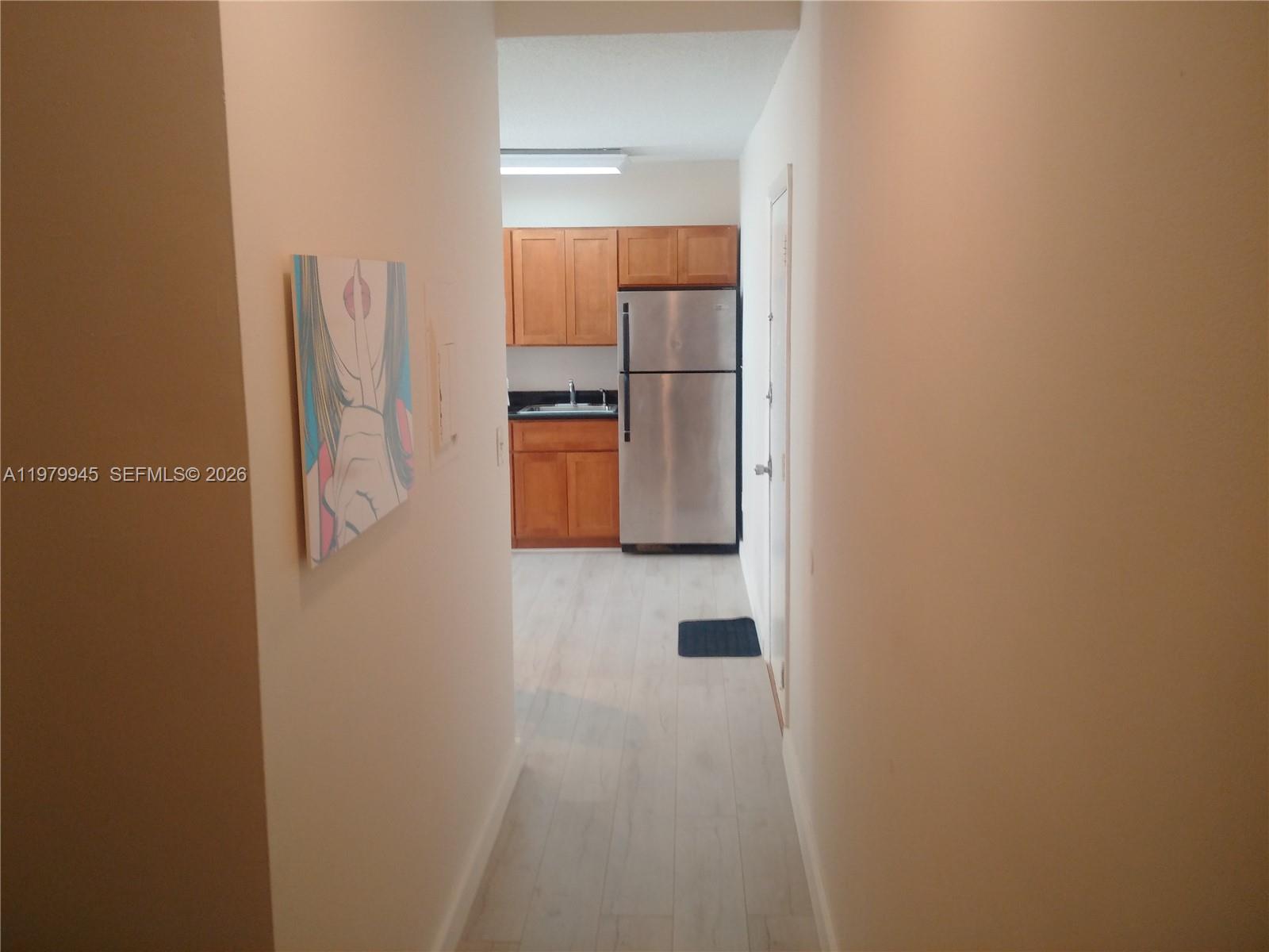 842 Meridian Ave #3C Miami Beach, FL 33139