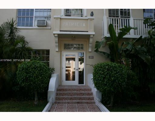 842 Meridian Ave #3C Miami Beach, FL 33139