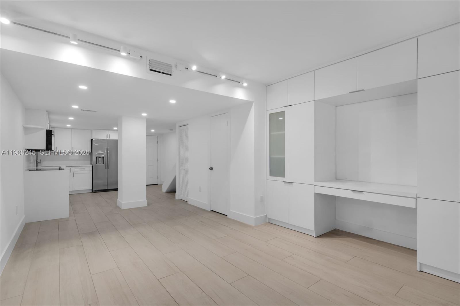 5750 Turin St #206 Coral Gables, FL 33146