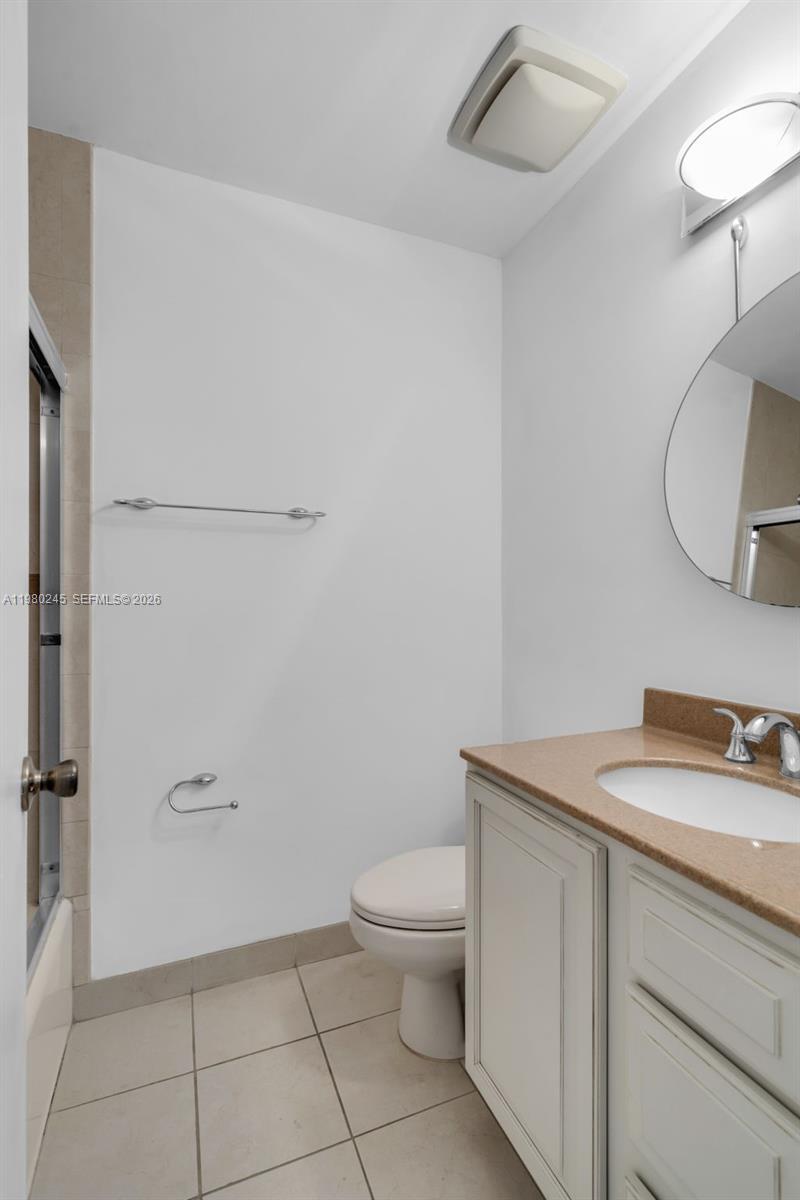 5750 Turin St #206 Coral Gables, FL 33146