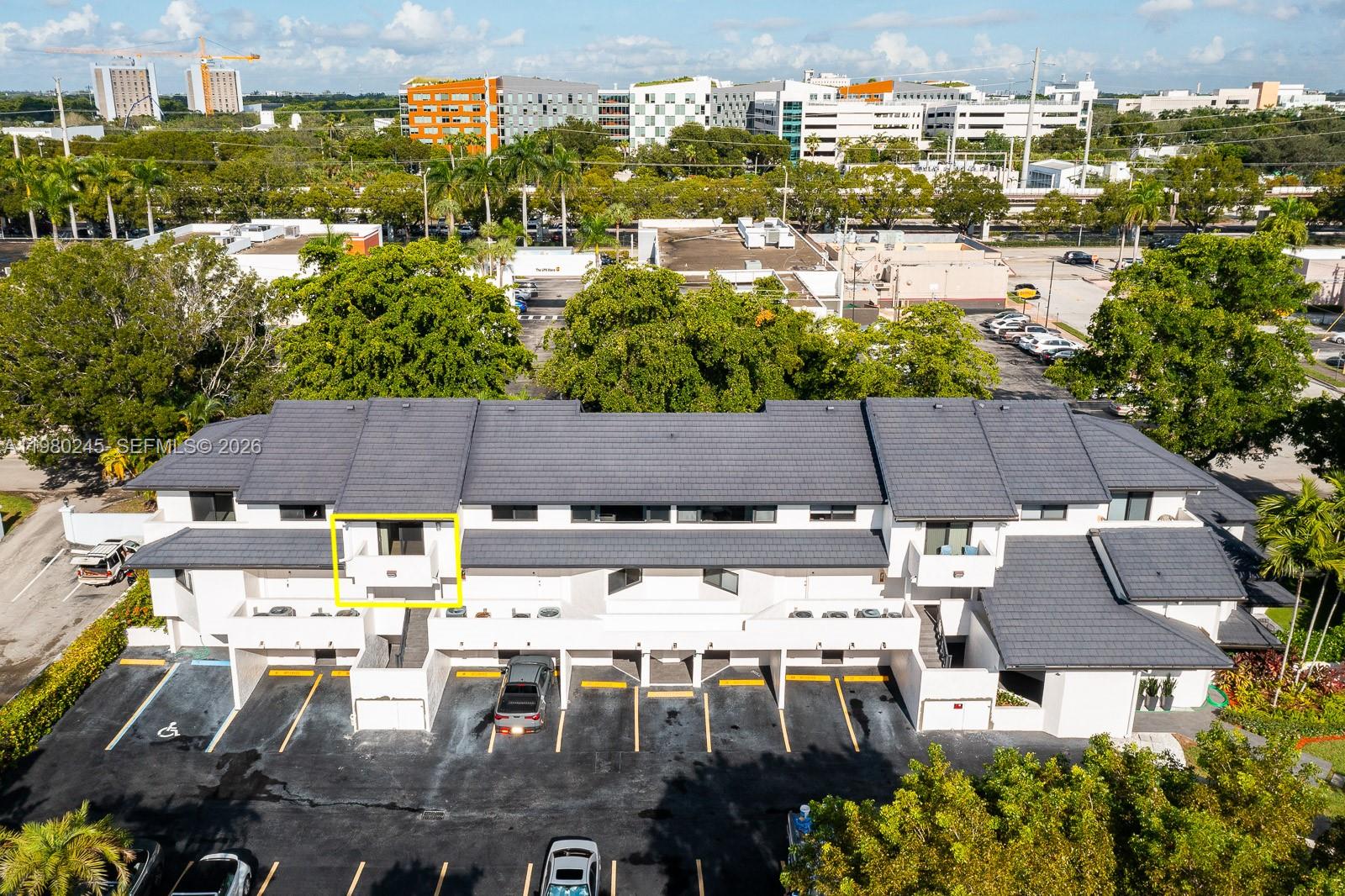 5750 Turin St #206 Coral Gables, FL 33146