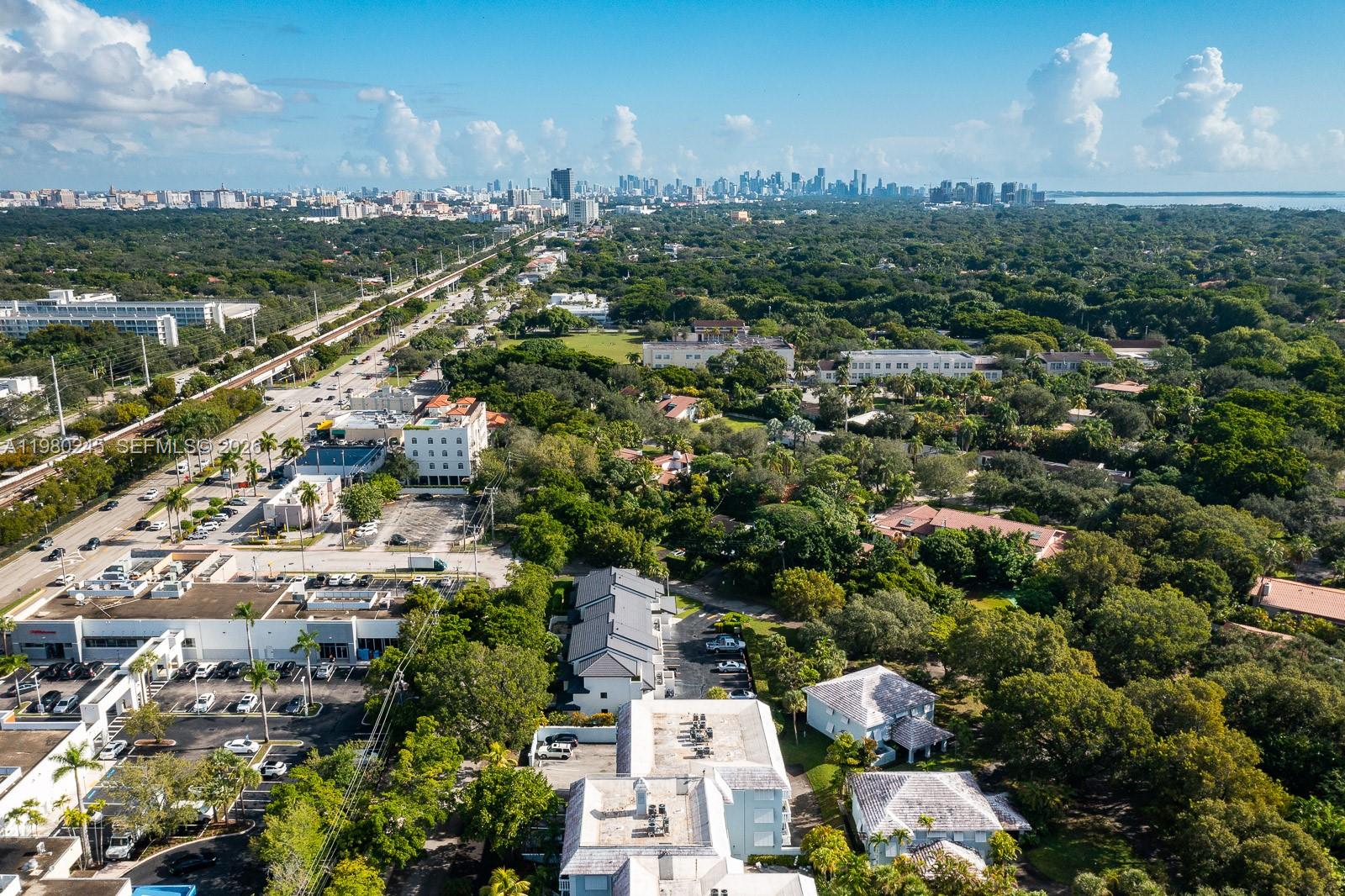 5750 Turin St #206 Coral Gables, FL 33146