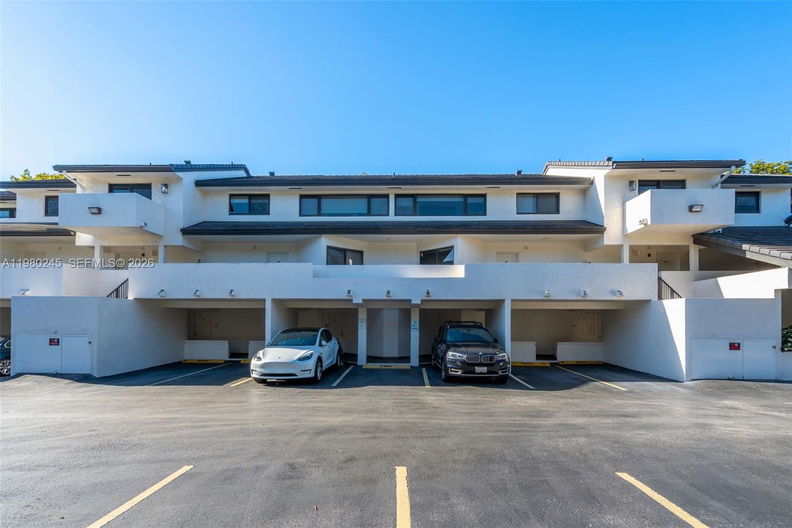 5750 Turin St #206 Coral Gables, FL 33146