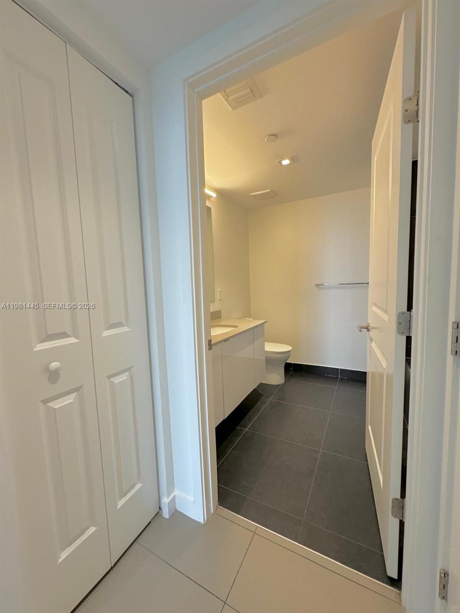 1600 NE 1st Ave #3511 Miami, FL 33132