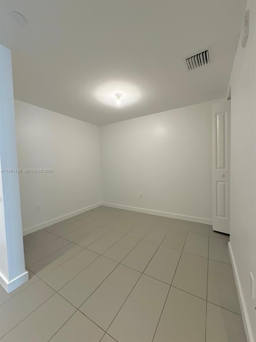 1600 NE 1st Ave #3511 Miami, FL 33132