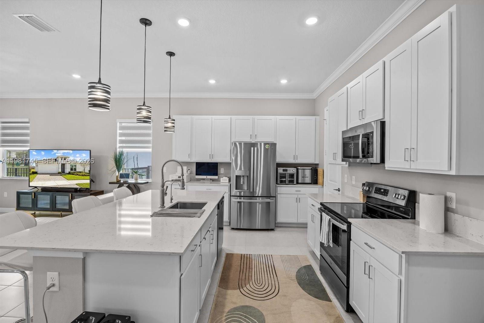 1204 SE Woodbine Rd Port St Lucie, FL 34984