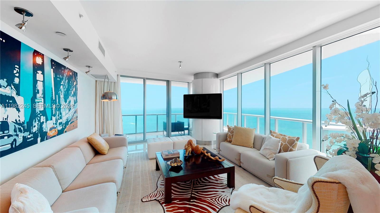 image Jade Beach2
