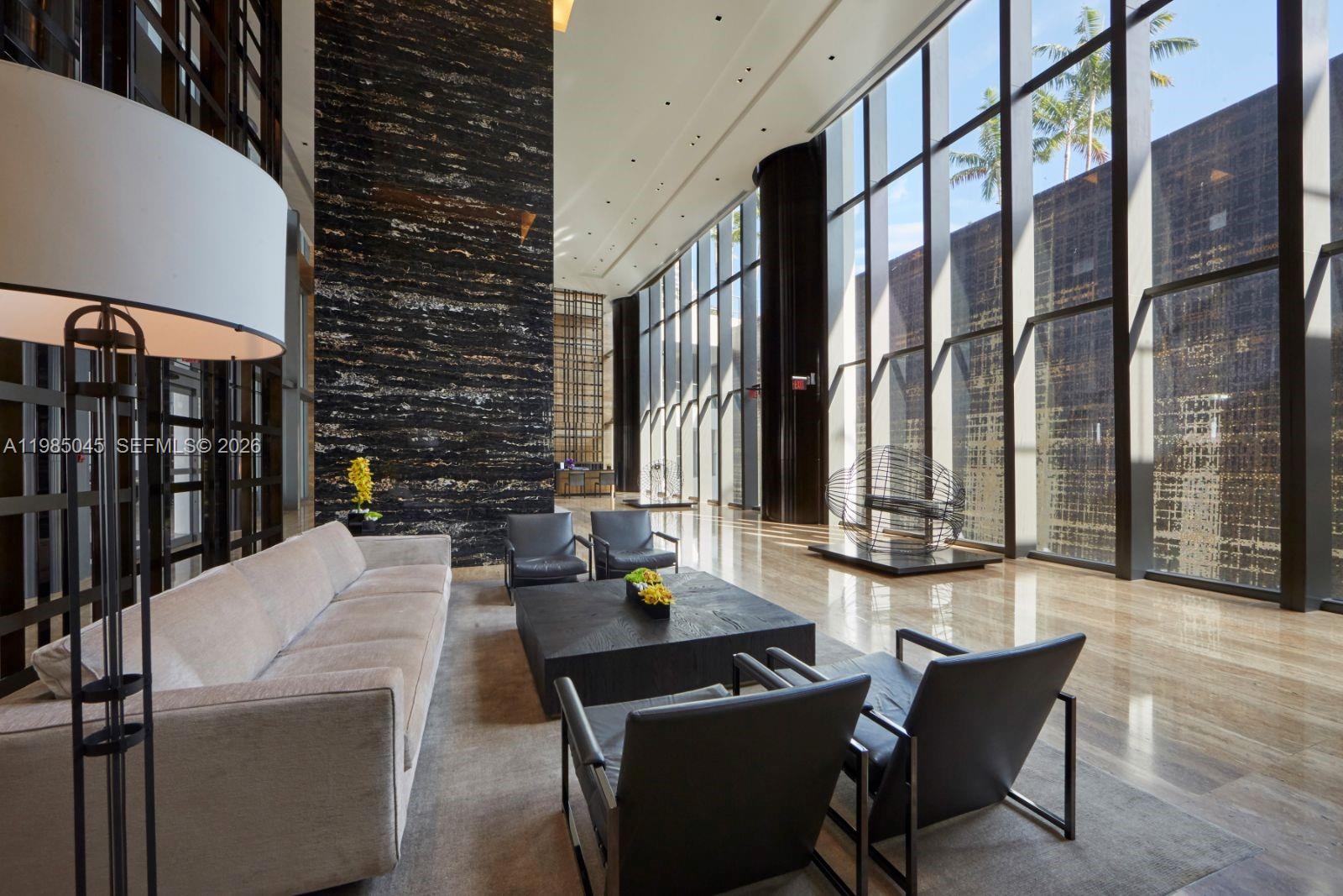 800 S Pointe Dr #901 Miami Beach, FL 33139