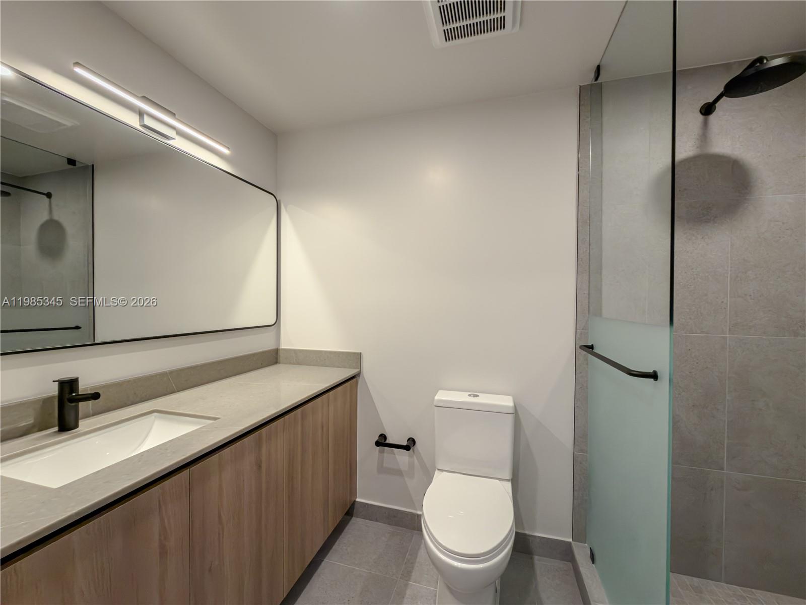 image 501 FIRST Residences19