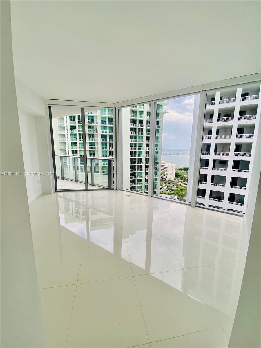 1300 Brickell Bay Dr #1903 Miami, FL 33131