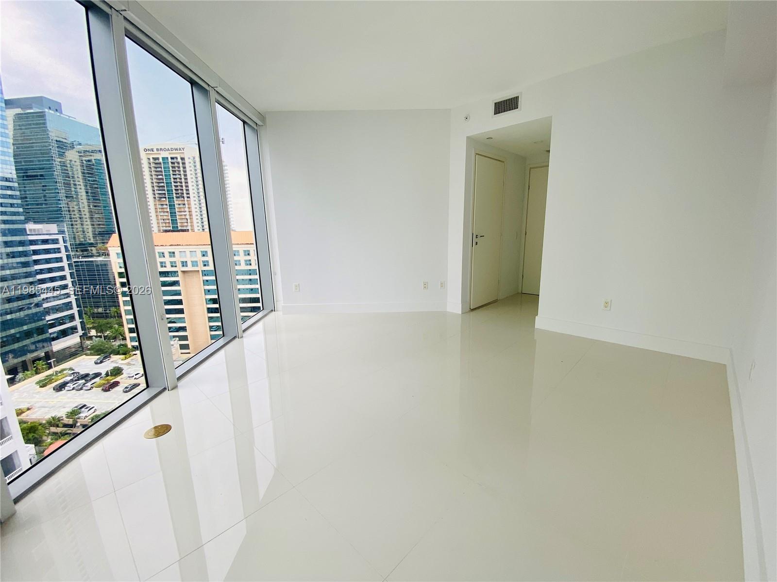 1300 Brickell Bay Dr #1903 Miami, FL 33131