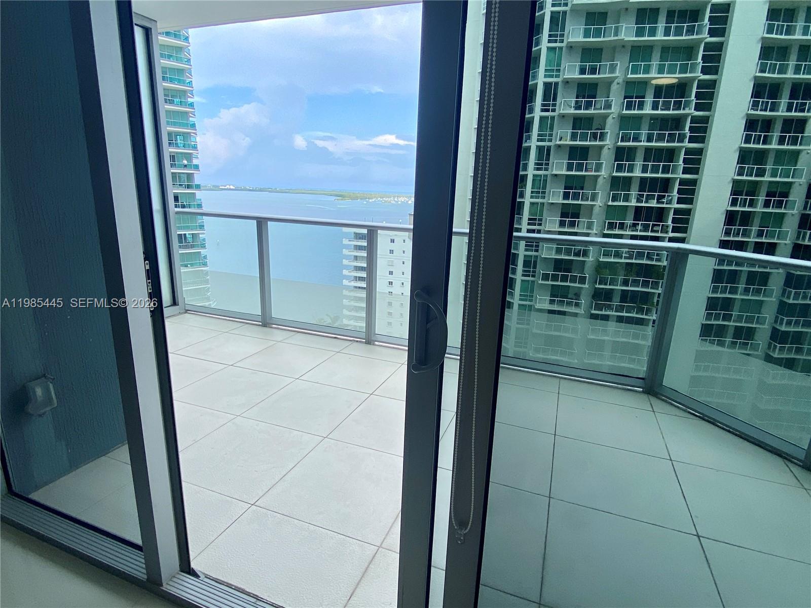 1300 Brickell Bay Dr #1903 Miami, FL 33131