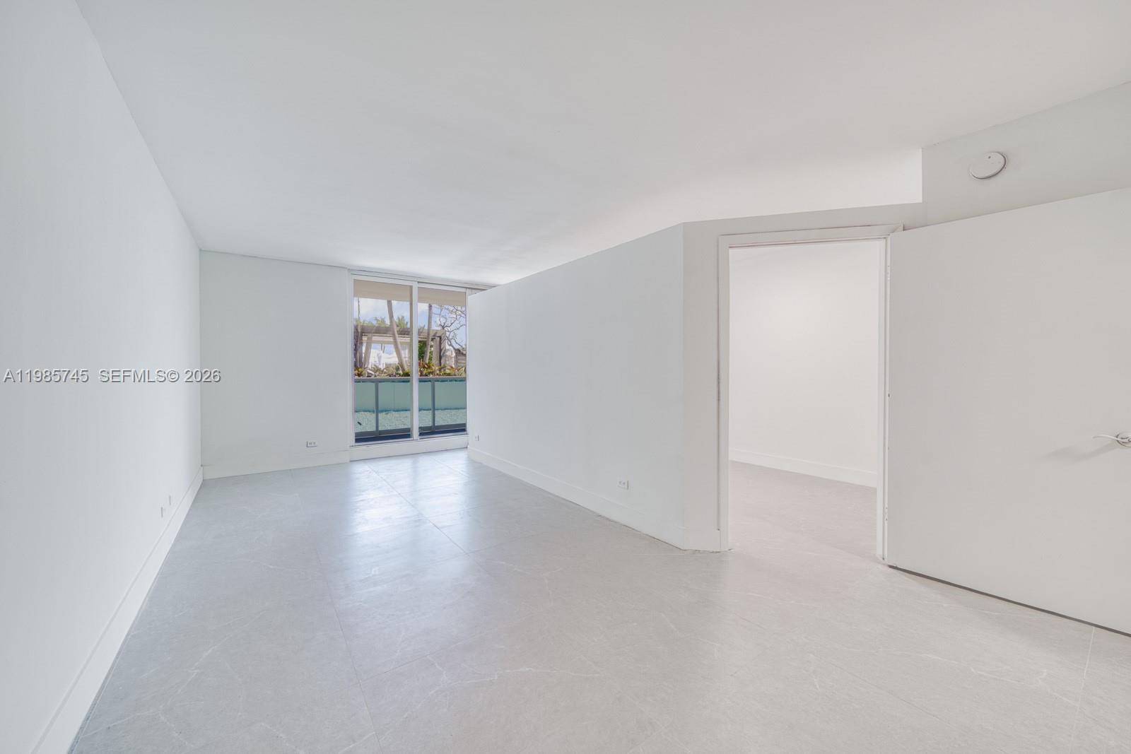 2301 Collins Ave #311 Miami Beach, FL 33139