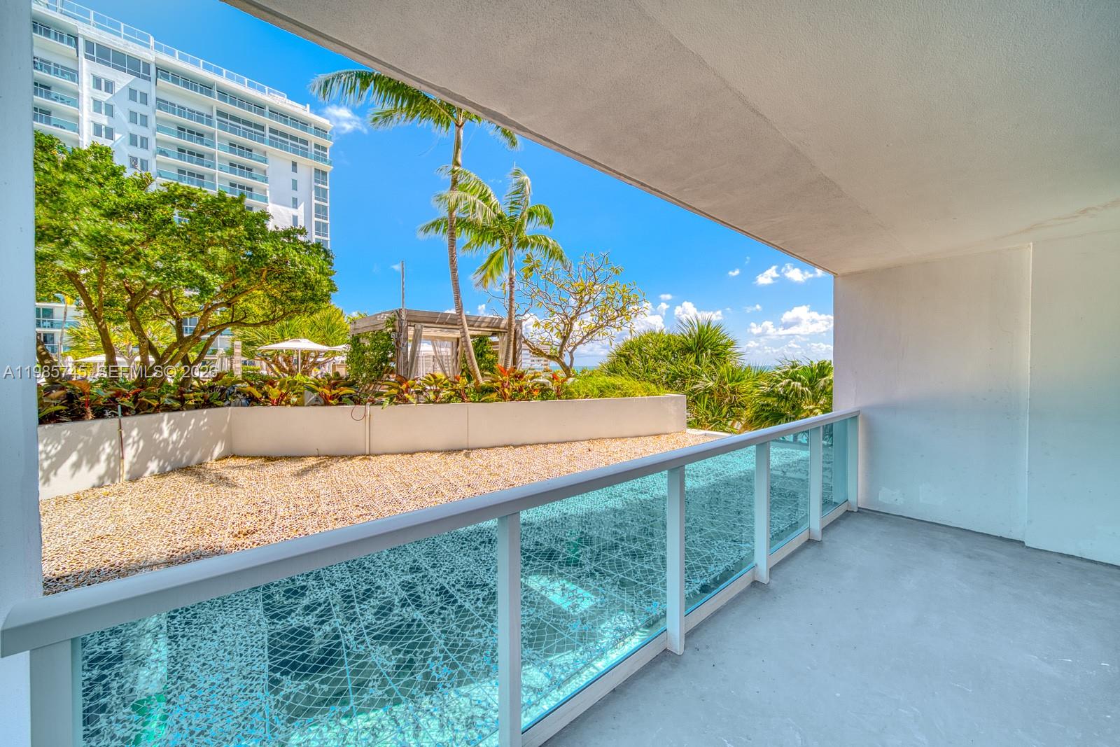 2301 Collins Ave #311 Miami Beach, FL 33139