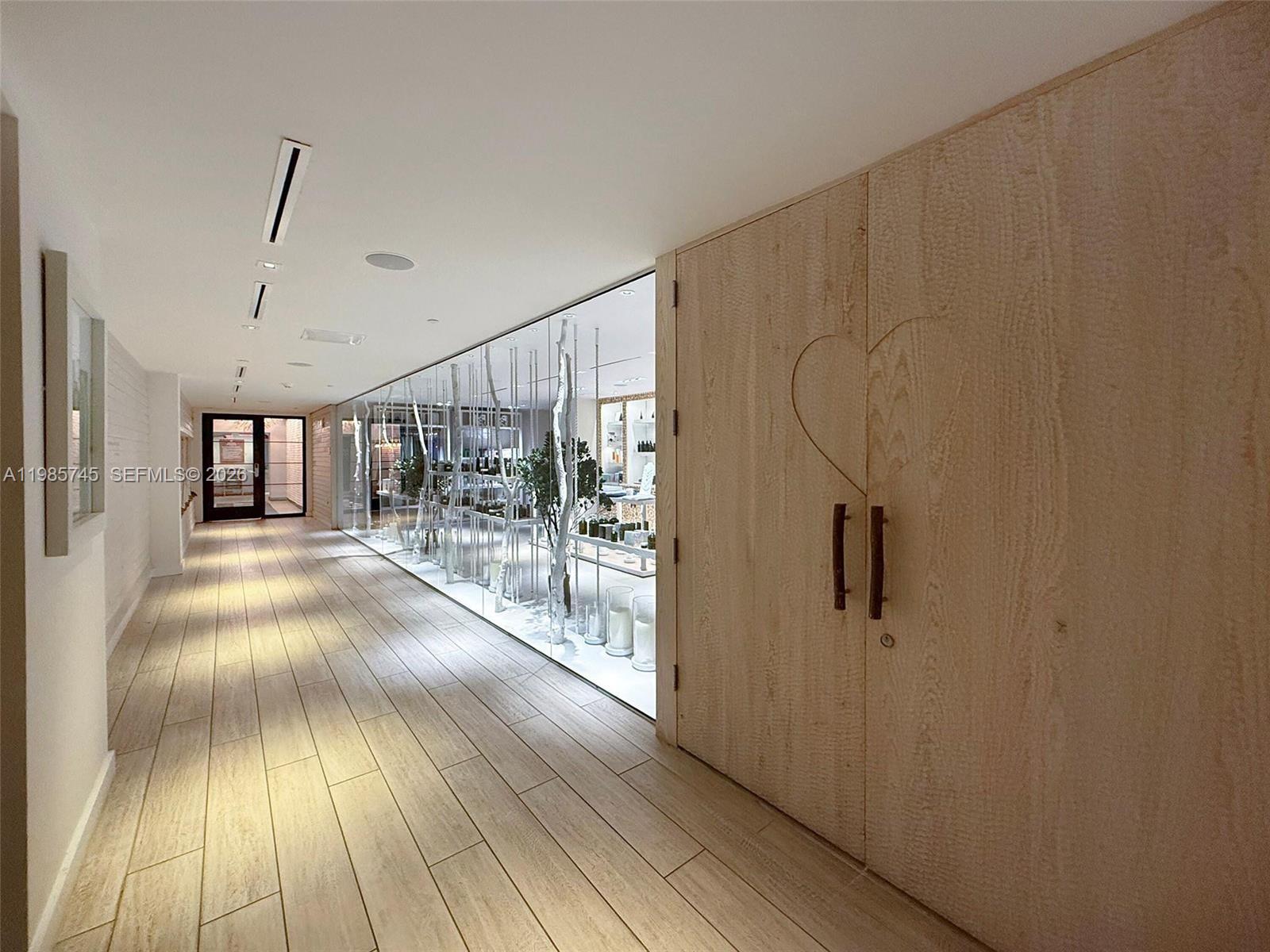 2301 Collins Ave #311 Miami Beach, FL 33139