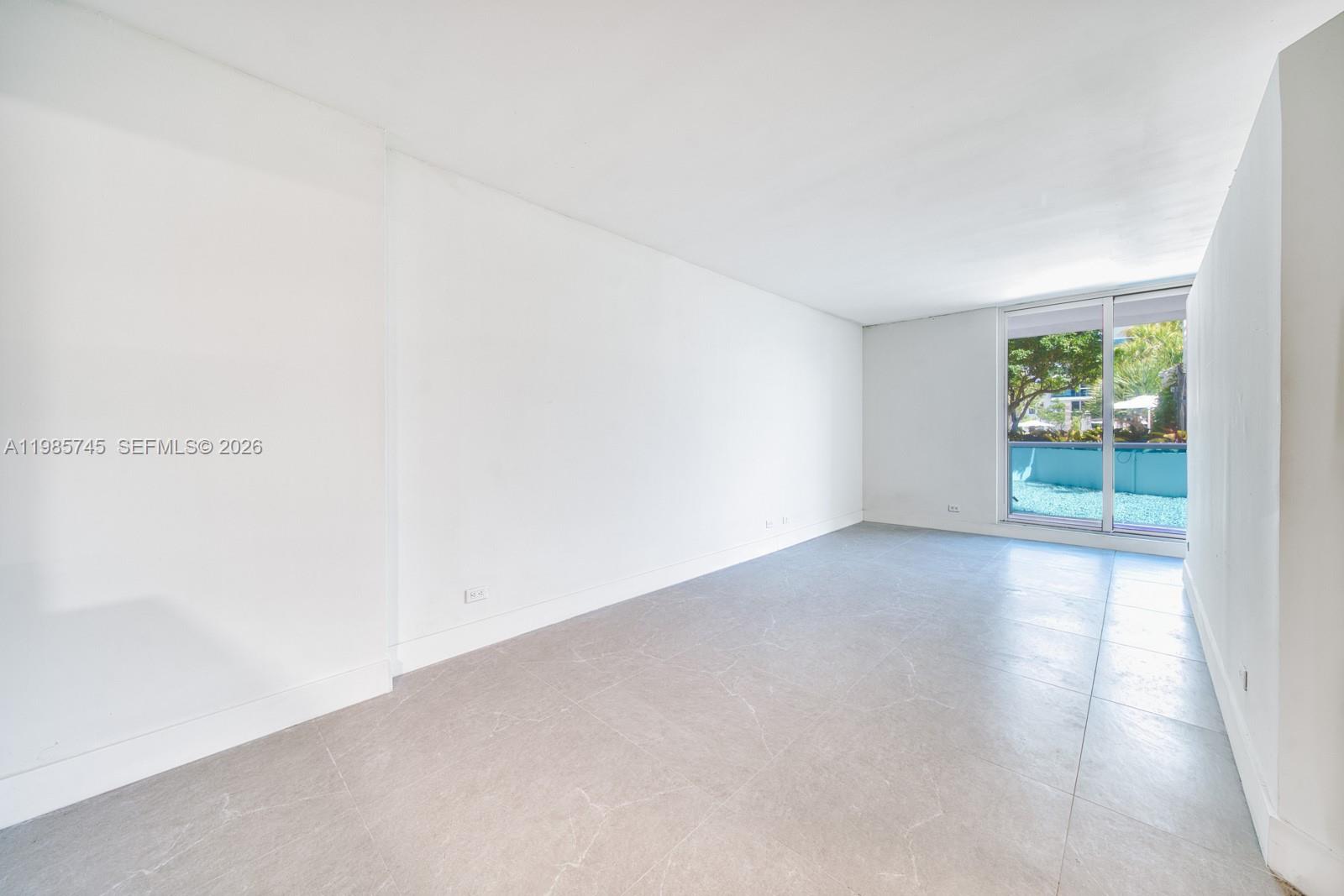 2301 Collins Ave #311 Miami Beach, FL 33139