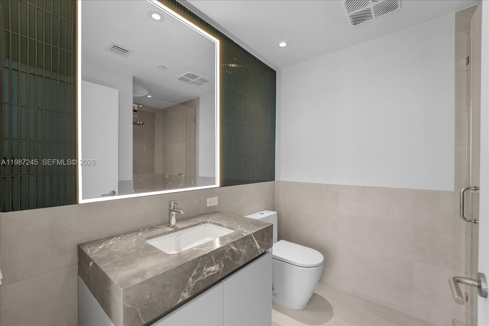 500 Alton Rd #2402 Miami Beach, FL 33139