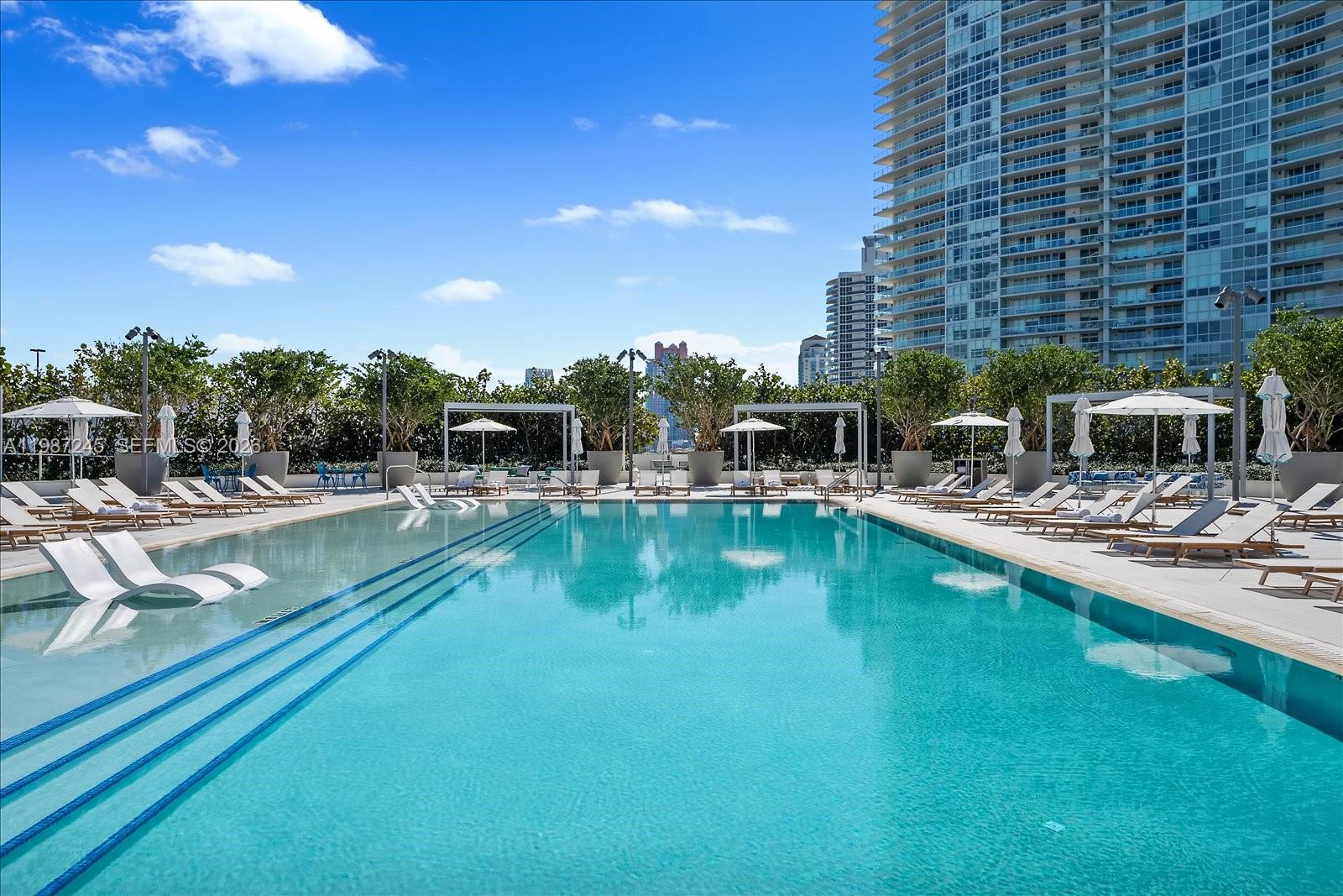 500 Alton Rd #2402 Miami Beach, FL 33139