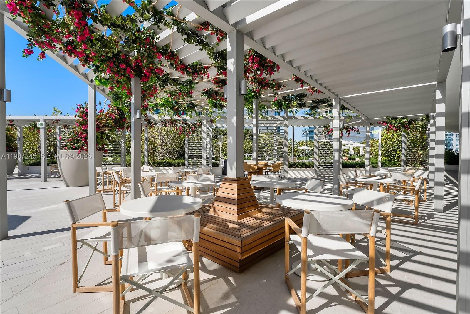 500 Alton Rd #2402 Miami Beach, FL 33139