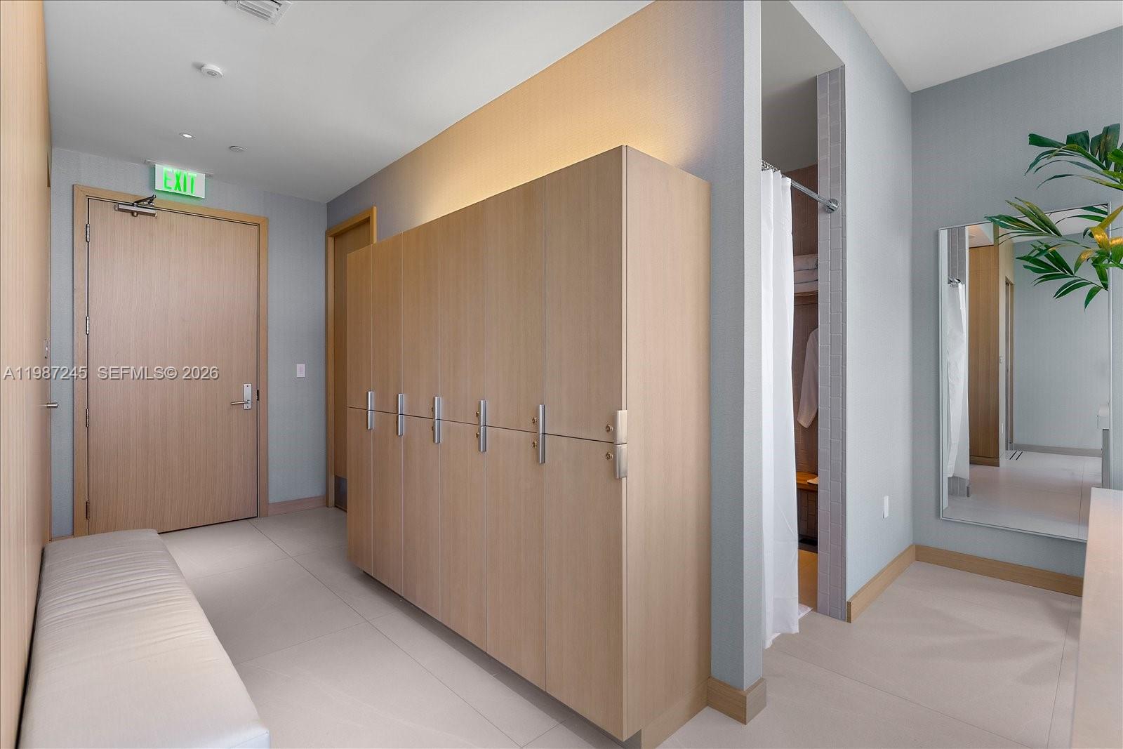 500 Alton Rd #2402 Miami Beach, FL 33139