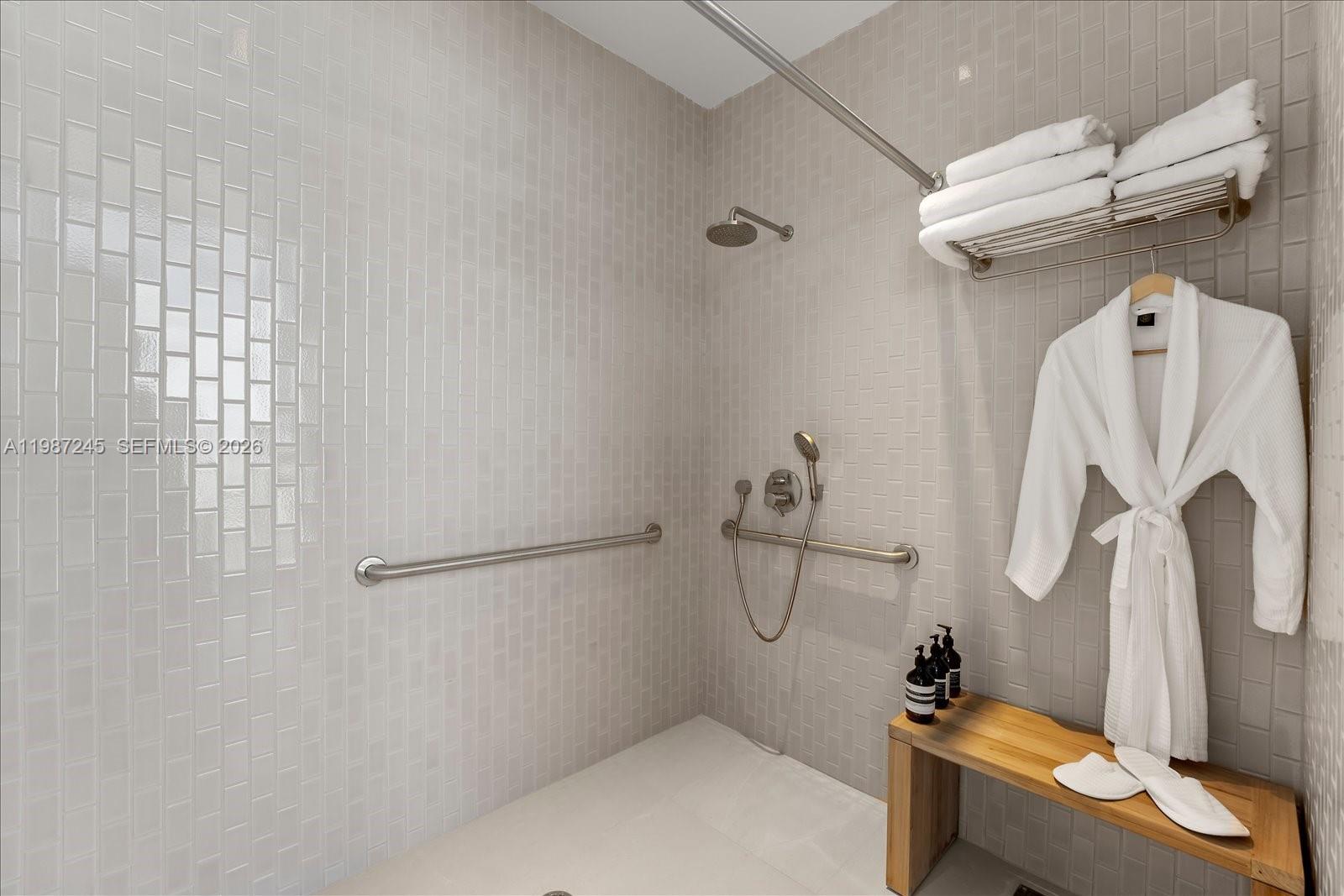 500 Alton Rd #2402 Miami Beach, FL 33139