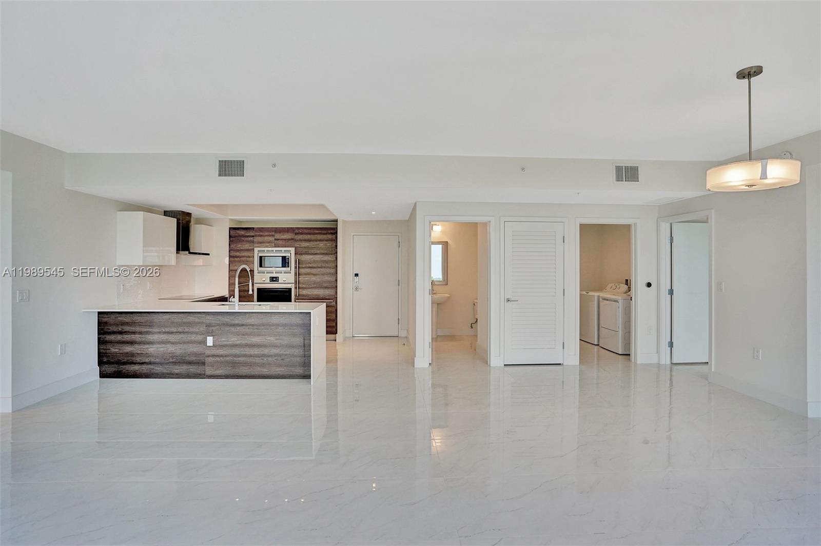 image Merrick Manor30