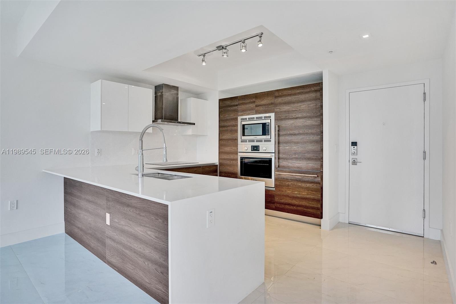 image Merrick Manor8