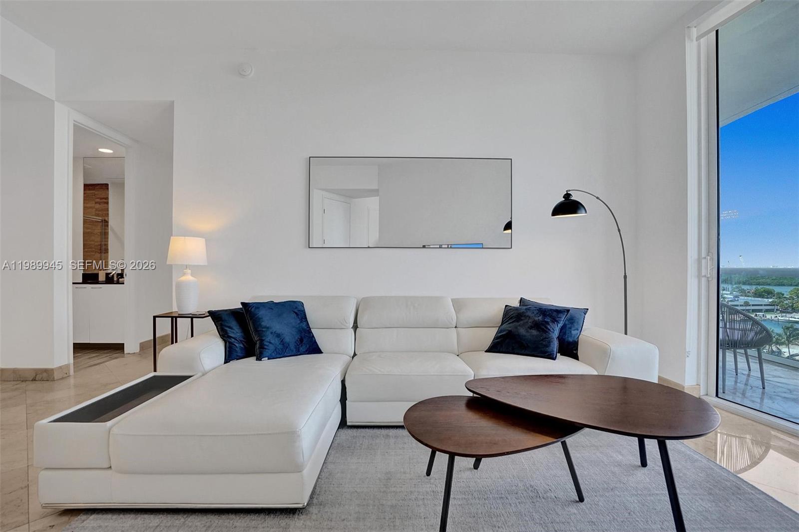 image Trump Tower I12