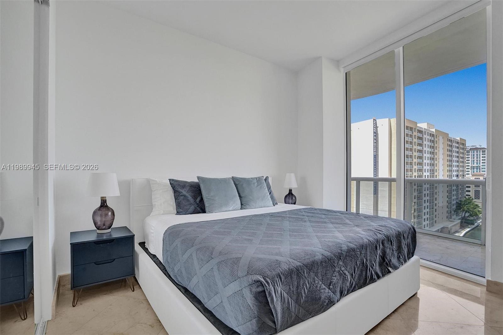 image Trump Tower I25