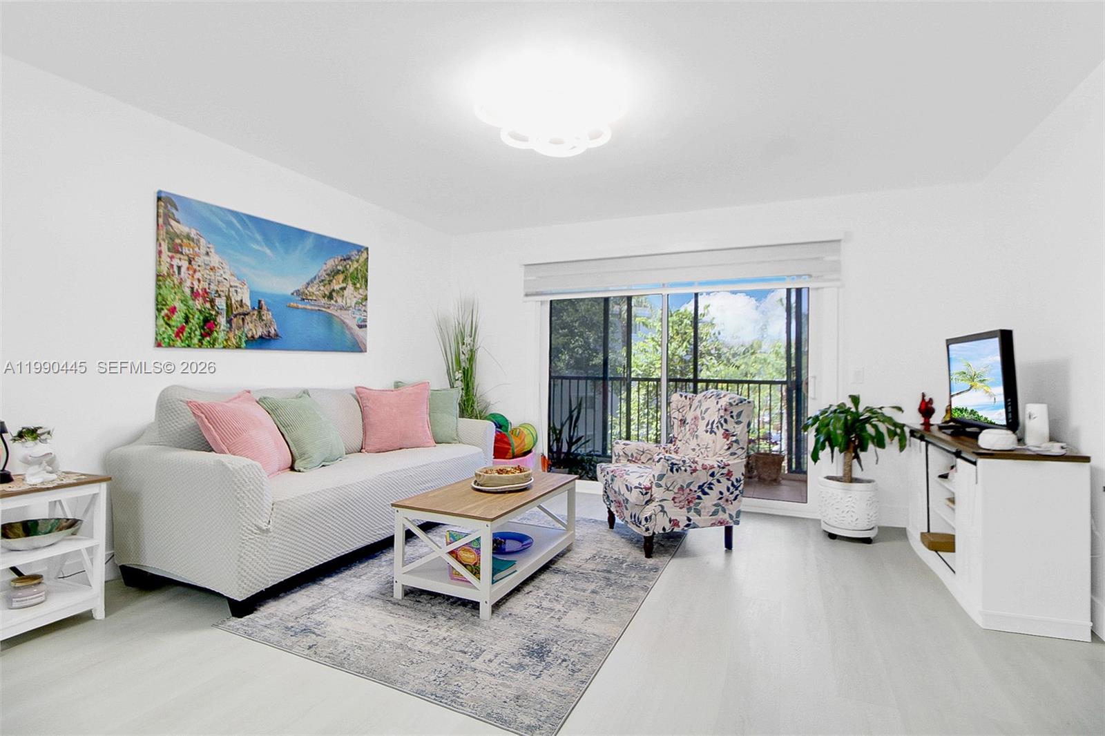 700 SW 137th Ave #303H Pembroke Pines, FL 33027