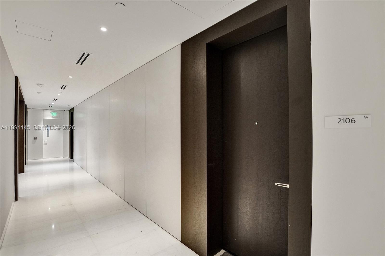 image Aston Martin Residences40