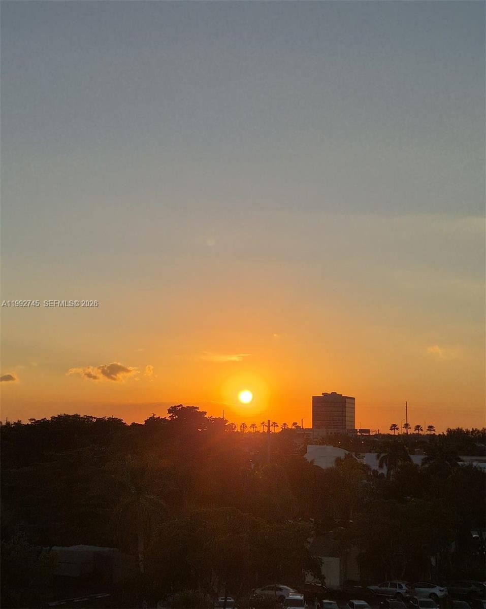 20400 W Country Clb Dr #605