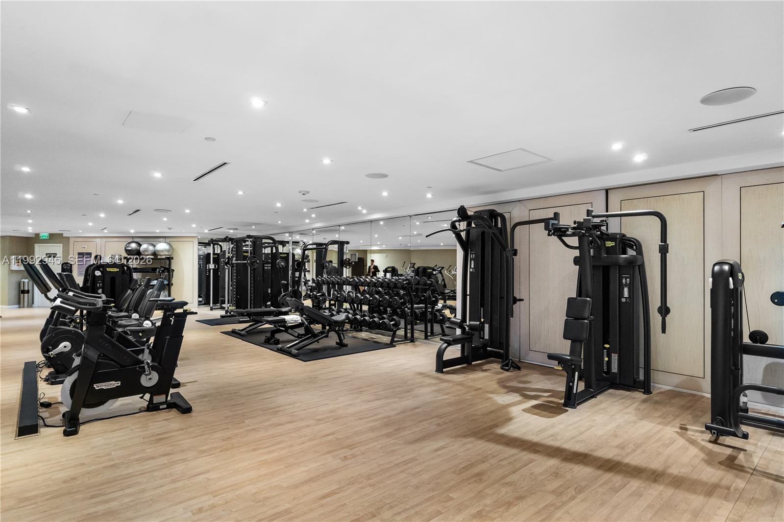 image St Regis Bal Harbour Center49