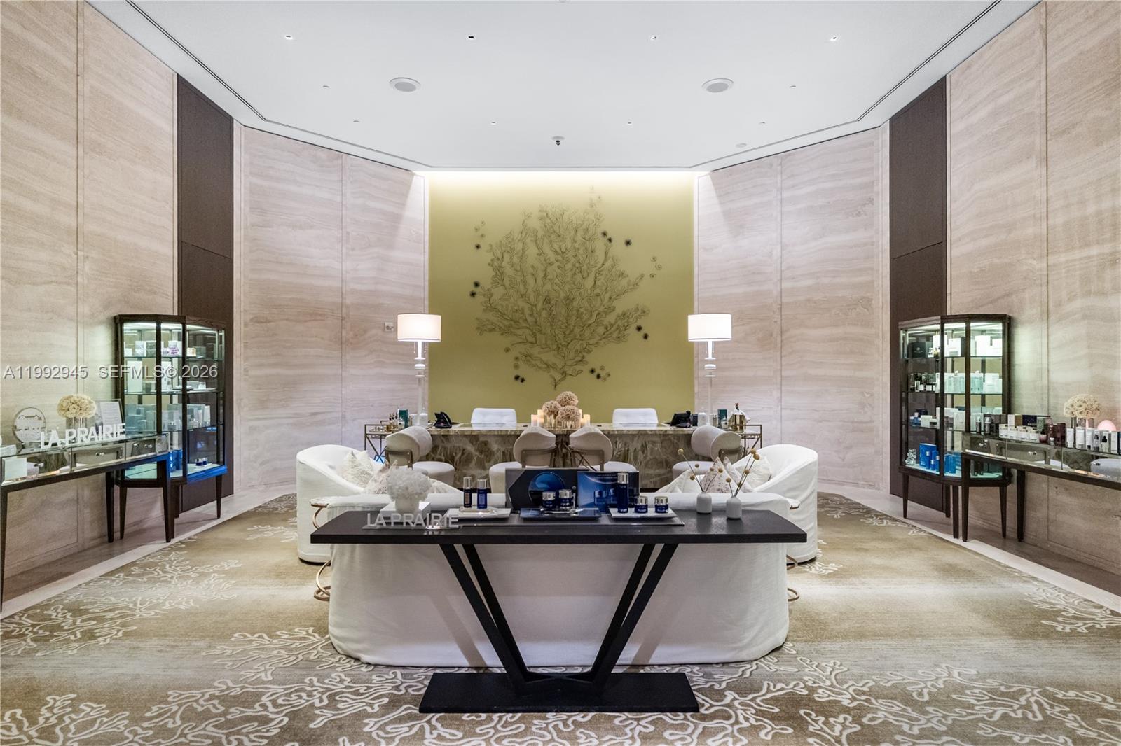 image St Regis Bal Harbour Center53