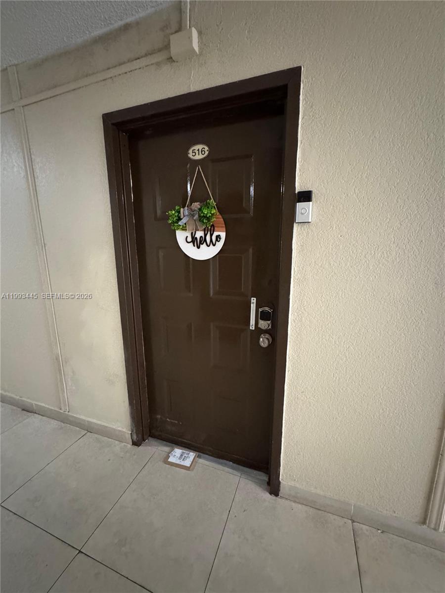 6960 Miami Gdns Dr #2-516 Hialeah, FL 33015