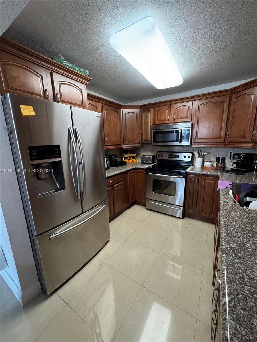 6960 Miami Gdns Dr #2-516 Hialeah, FL 33015